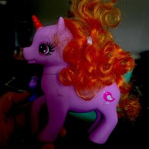 GIGO Unicorn Pony
